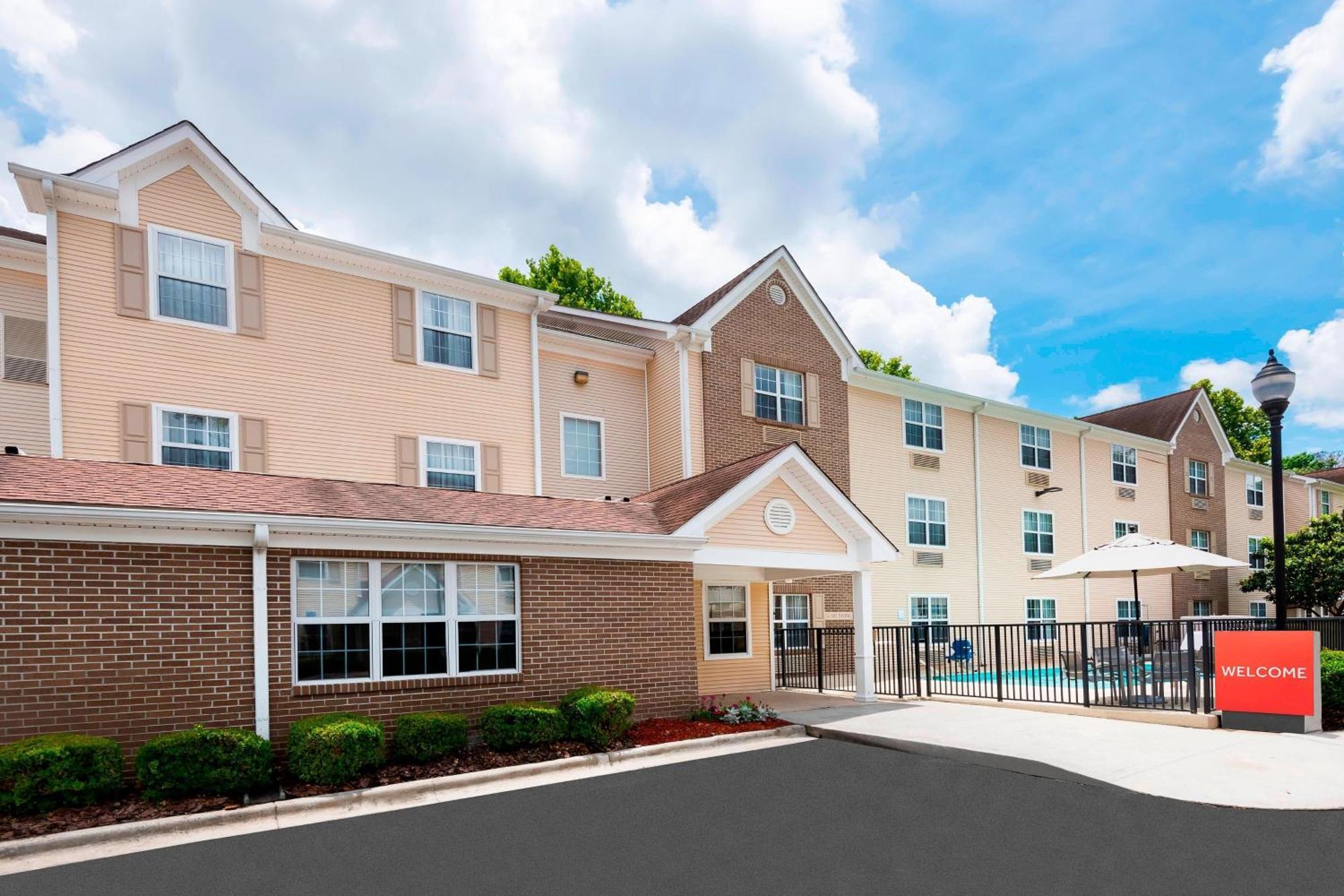 Towneplace Suites Savannah Midtown Exterior foto